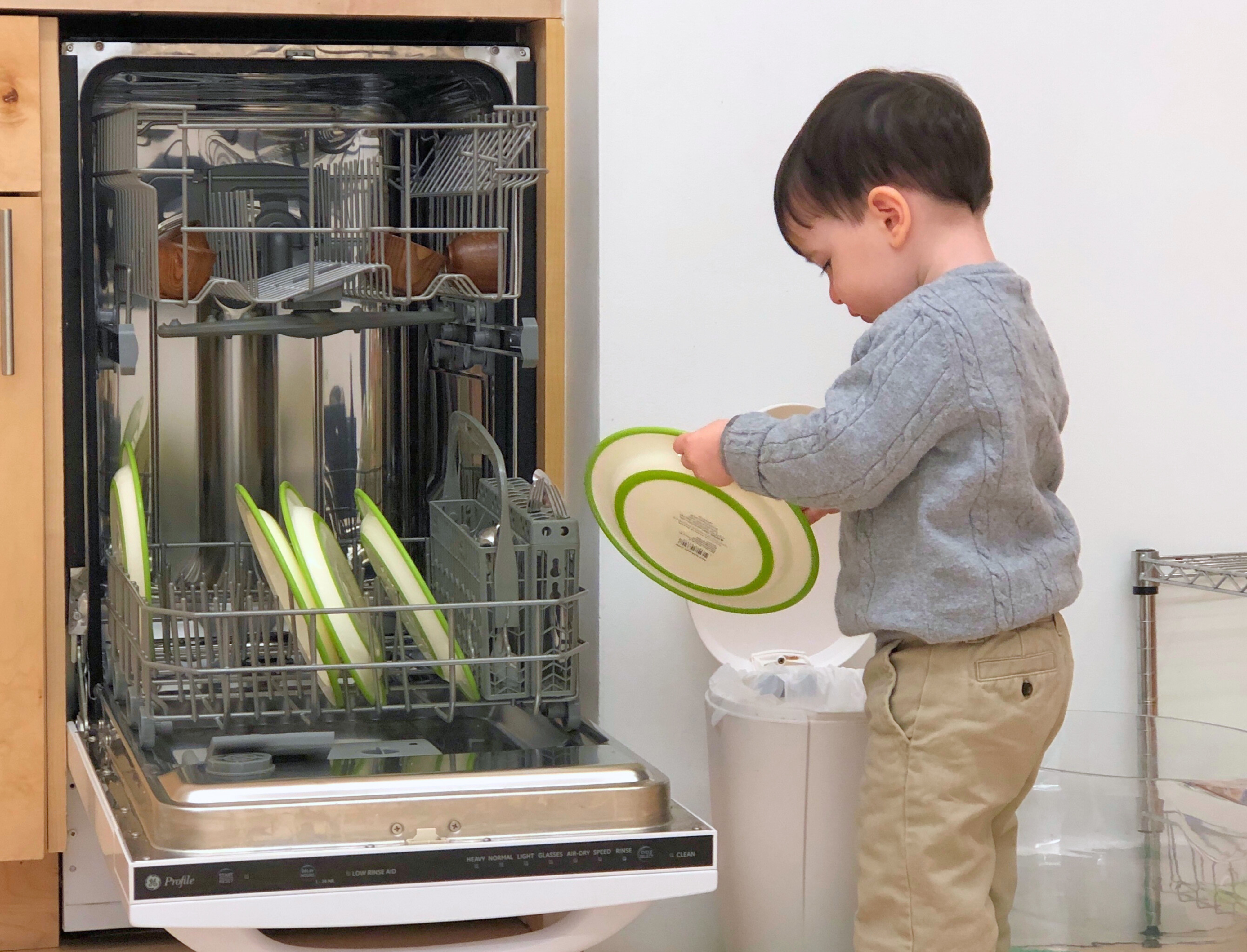 How to Involve Your Kids in Spring Cleaning - Playgarden Online